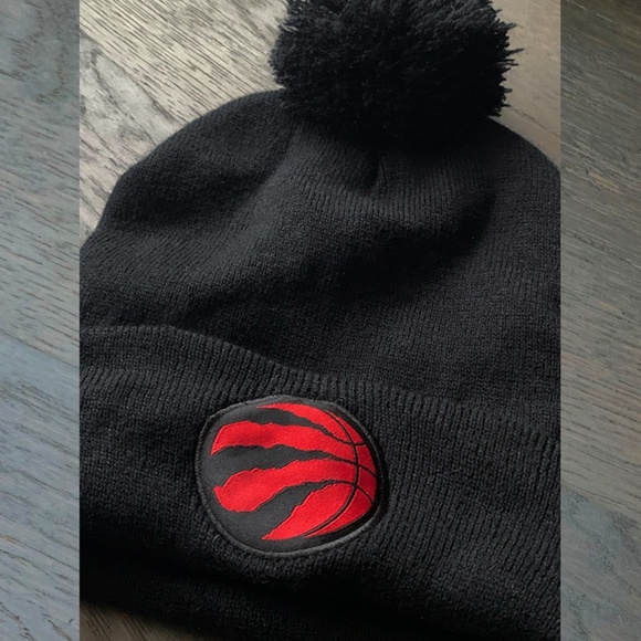 Raptors NBA/Coors Light - Black Knit Toque - Picture 2 of 6